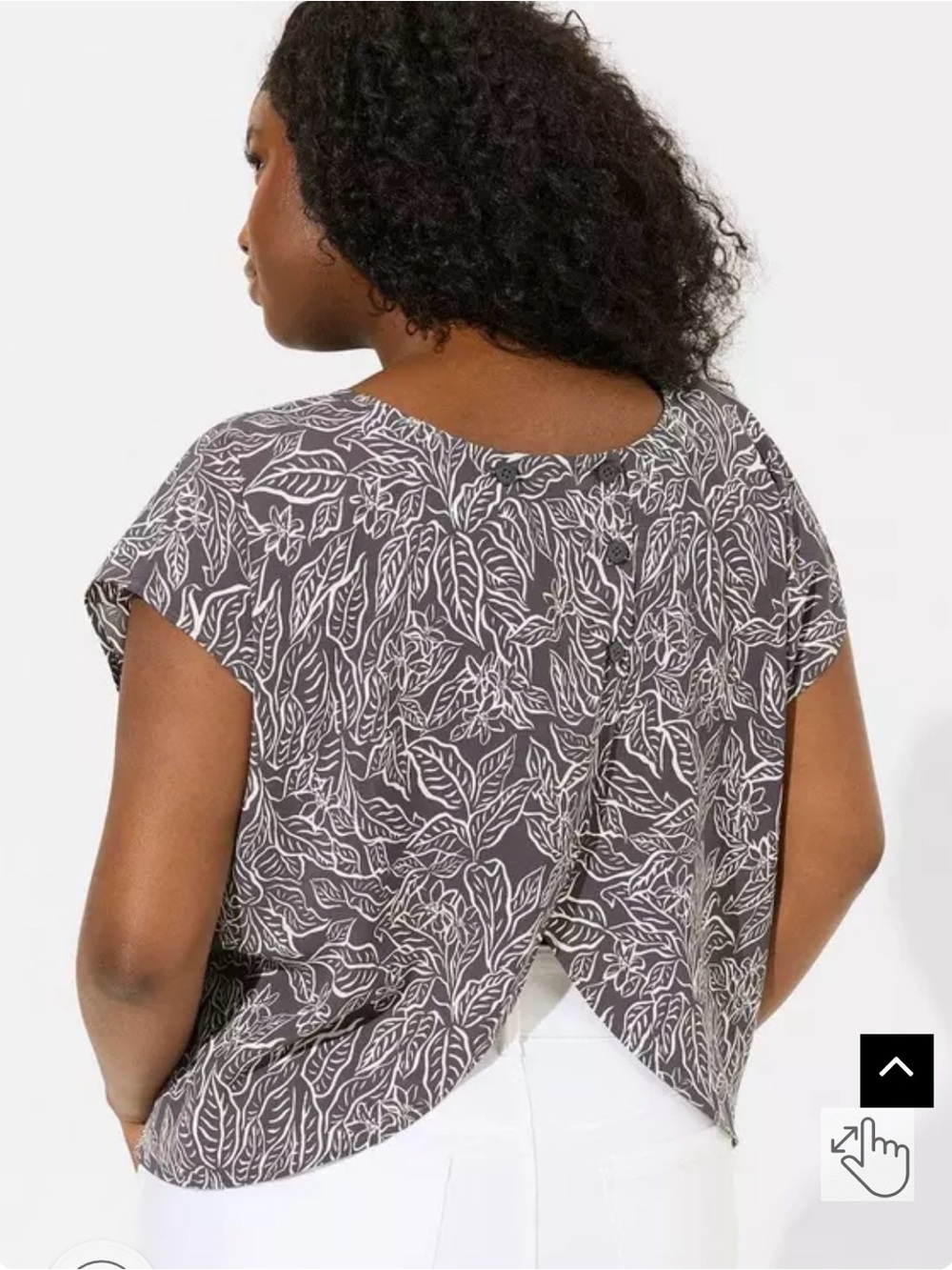 Torrid Short-Sleeve Open-Back Top Floral Top EUC size 1